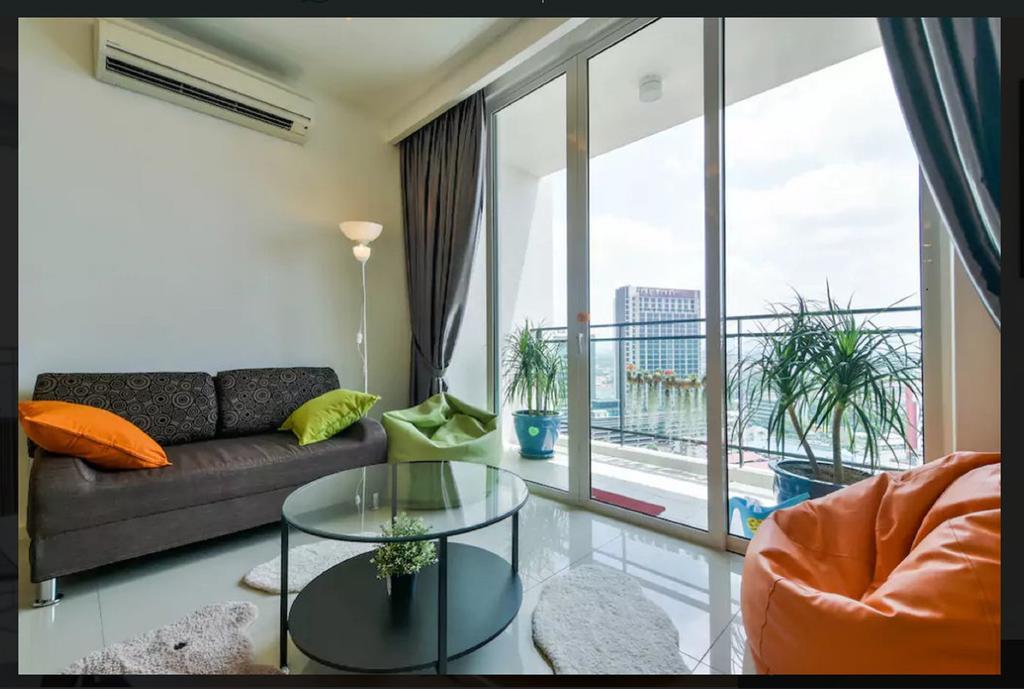Relax & Chill At Malacca River Exterior photo