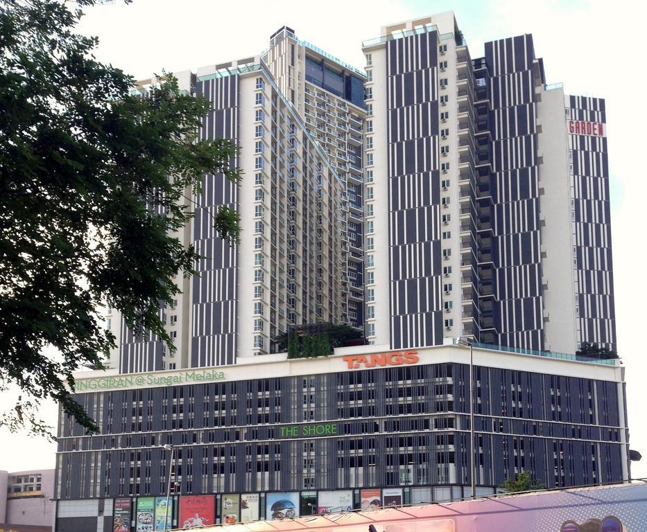 Relax & Chill At Malacca River Exterior photo